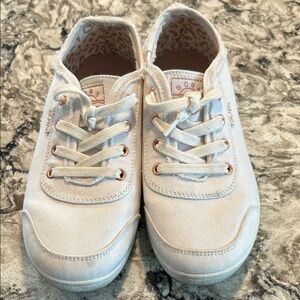 Casual White Canvas Sneakers